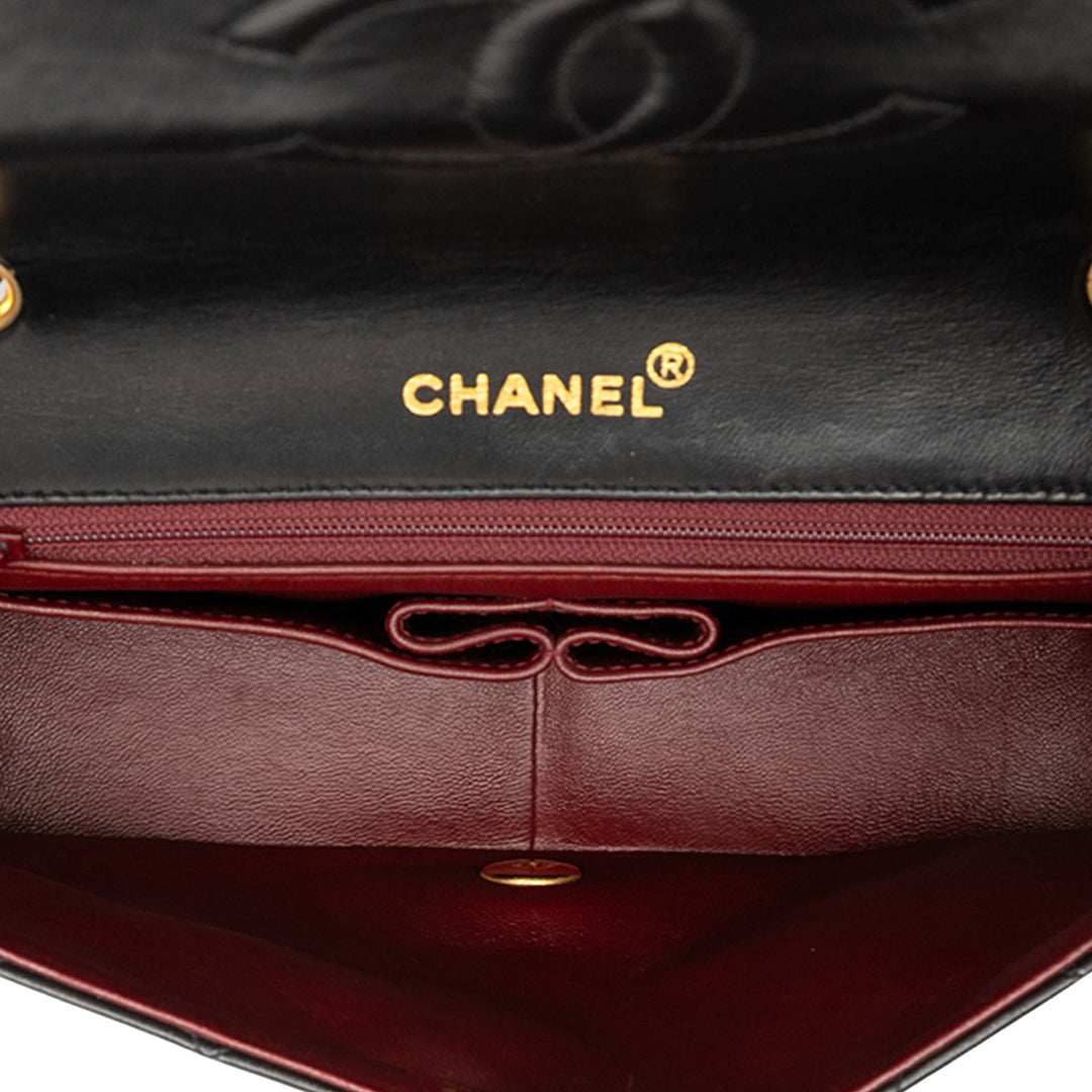Chanel Medium Matelassé Cuir d’agneau Rabat intégral