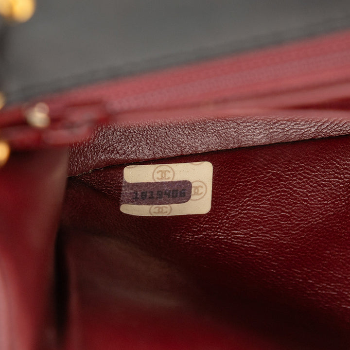 Chanel Medium Matelassé Cuir d’agneau Rabat intégral