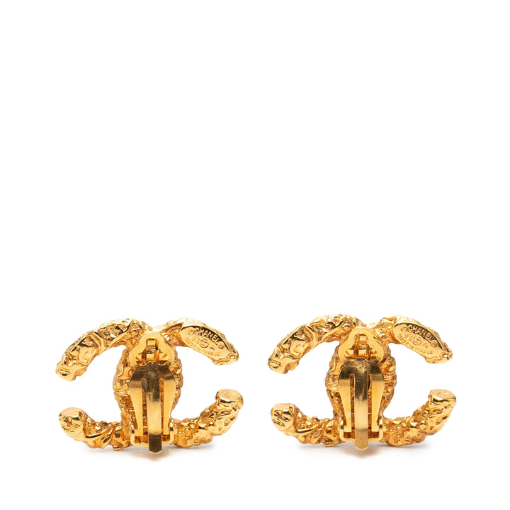 Chanel CC plaqué Lava À clip Boucles d'oreilles Métal