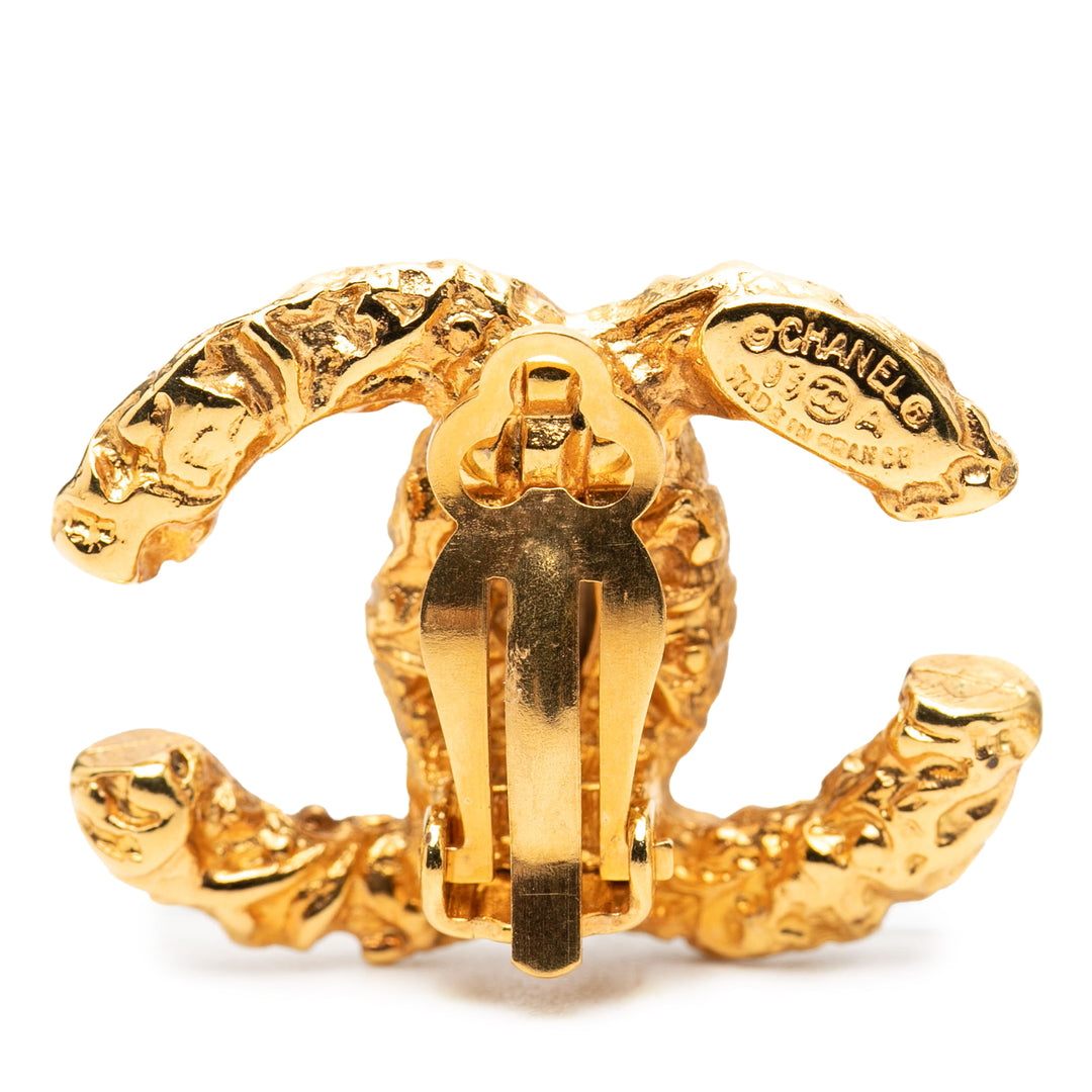 Chanel CC plaqué Lava À clip Boucles d'oreilles Métal