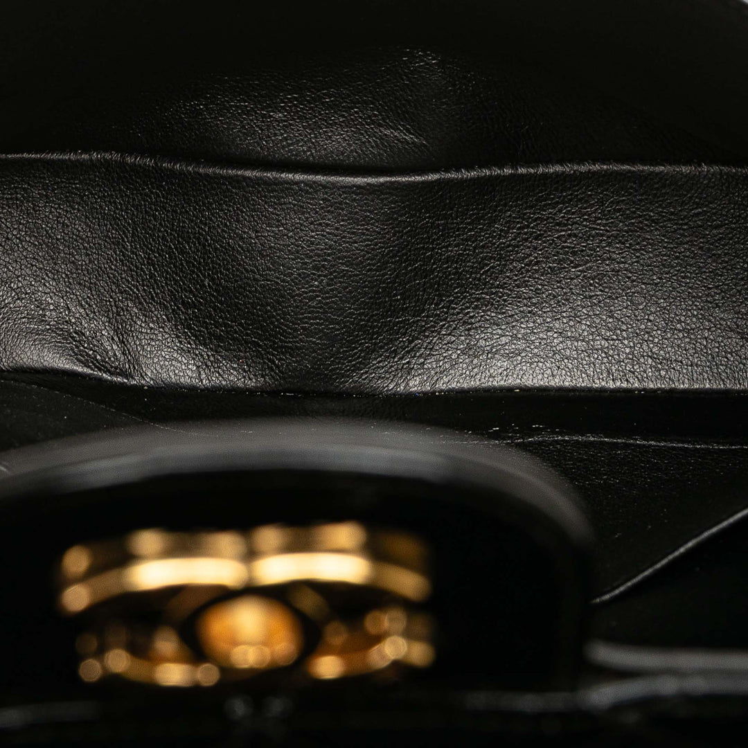 Medium Classic Patent Double Flap Black - Gaby Paris