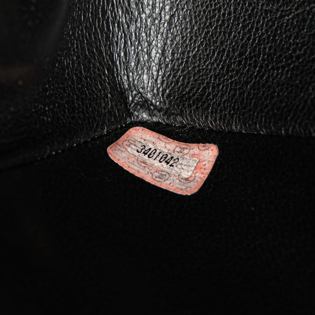 Medium Classic Patent Double Flap Black - Gaby Paris