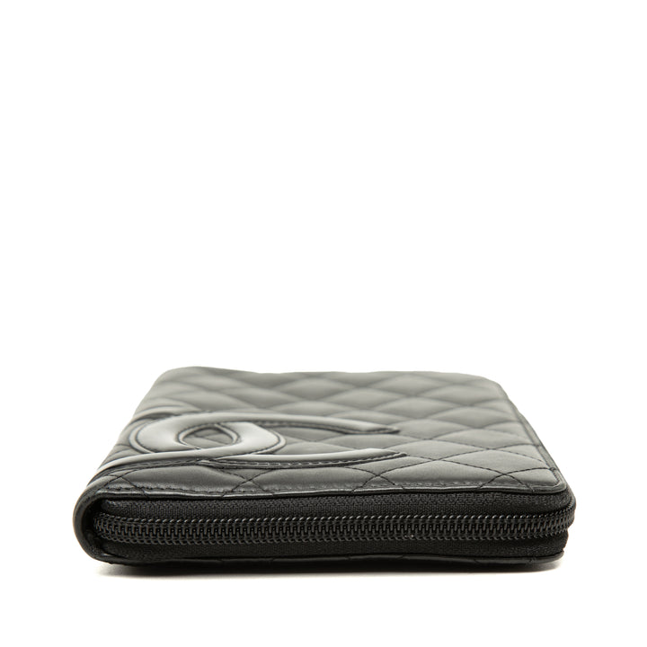 Chanel Matelassé Cambon Ligne Zippy Portefeuille organisateur Cuir d'agneau Noir – vue 3 – GABY PARIS