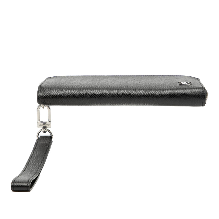 Louis Vuitton Taiga Zippy Dragonne Portefeuille