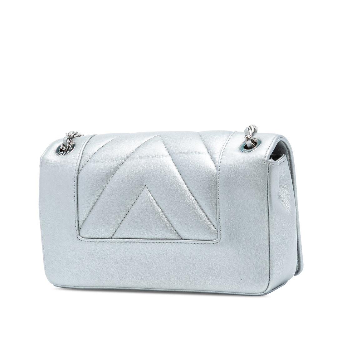 Chanel Mini Matelassé Chevron Sheepskin Mademoiselle Vintage à rabat – GABY PARIS Authentique