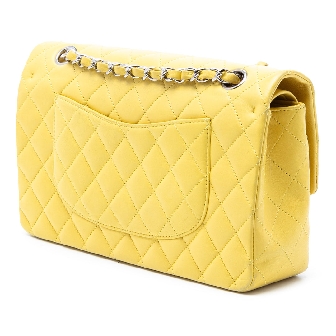 Chanel Medium Classic Cuir d’agneau Double rabat – GABY PARIS Authentique