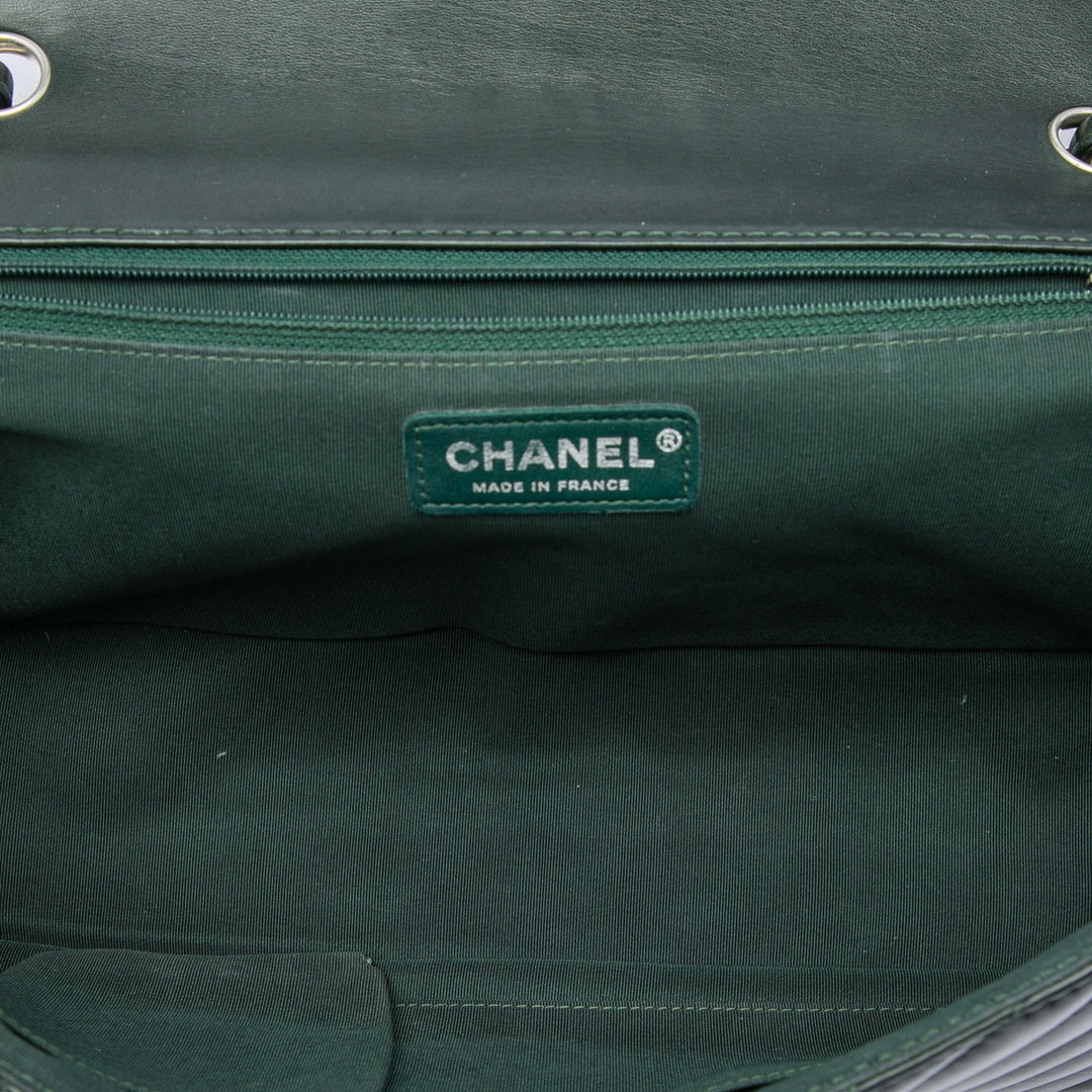 Chanel CC Chevron Rabat simple Cuir d'agneau