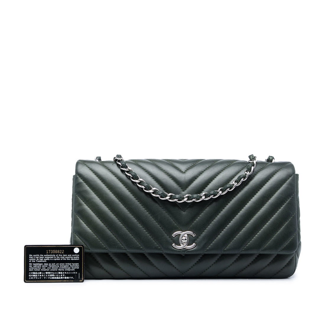 Chanel CC Chevron Rabat simple Cuir d'agneau