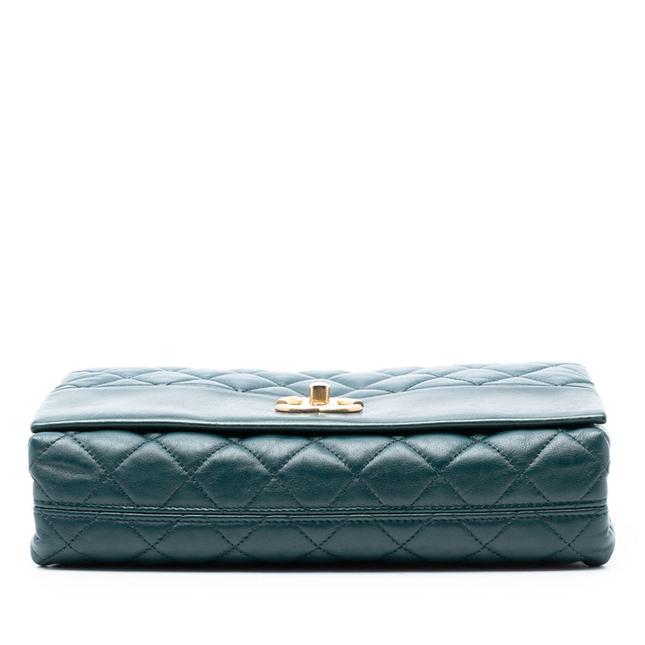 Chanel Medium Matelassé Cuir de veau Soft Elegance à rabat