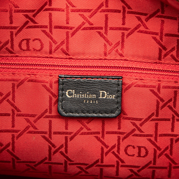 Dior Large Cuir d’agneau Cannage Lady Dior