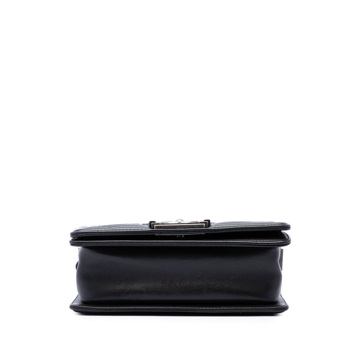 Chanel Sac bandoulière Braided Tissé Boy à rabat Petit Cuir d'agneau Noir – vue 3 – GABY PARIS
