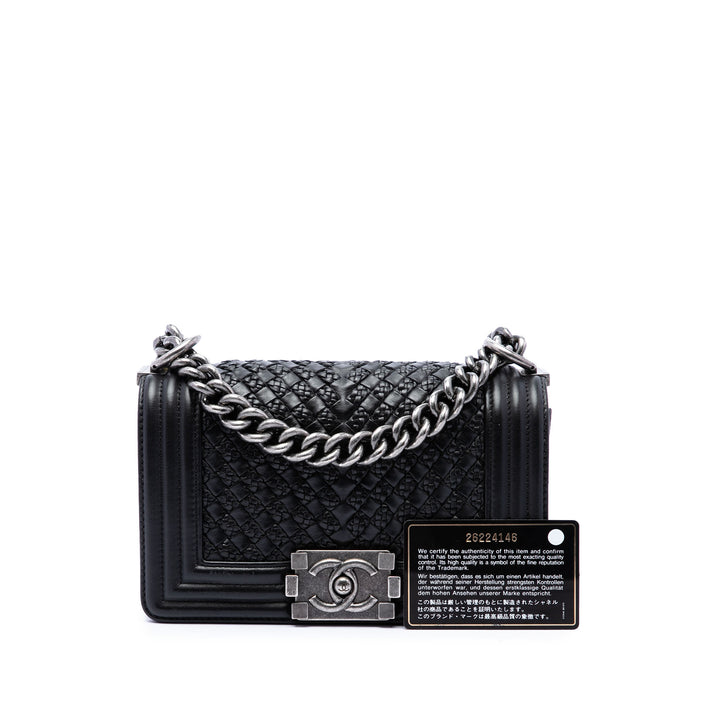 Chanel Sac bandoulière Braided Tissé Boy à rabat Petit Cuir d'agneau Noir – vue 7 – GABY PARIS