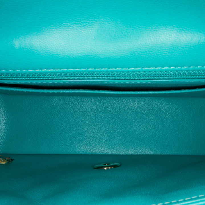 Chanel Mini Rectangular Classic Cuir d’agneau Single Flap Bleu – GABY PARIS Authentique