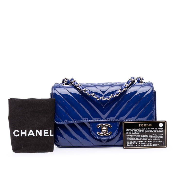 Chanel Mini Rectangular Classic Chevron Cuir verni Simple rabat