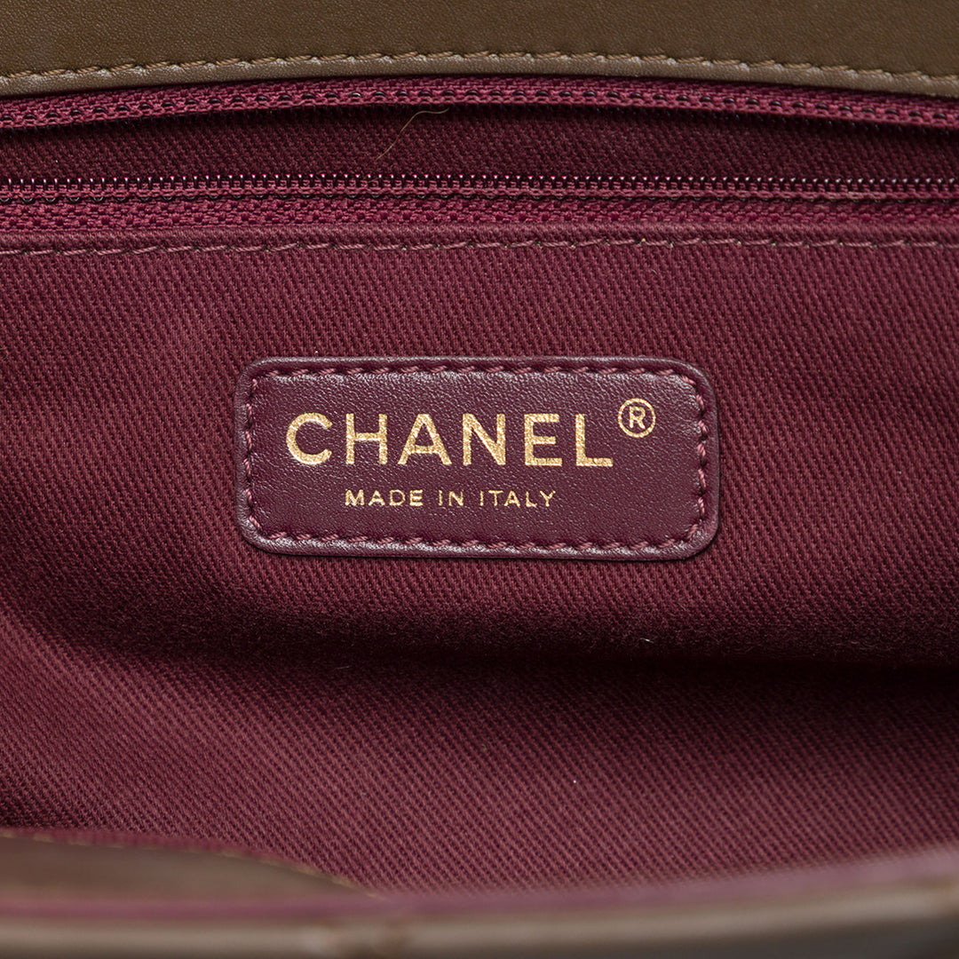 Chanel Cabas Matelassé Perfect Edge Petit Cuir de veau Marron – vue 5 – GABY PARIS