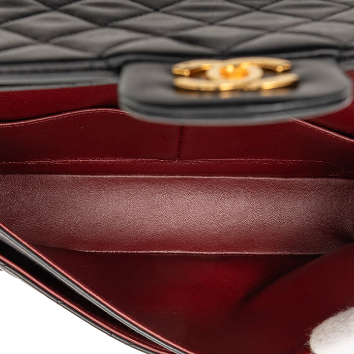 Chanel Medium Classic Cuir d’agneau Double rabat