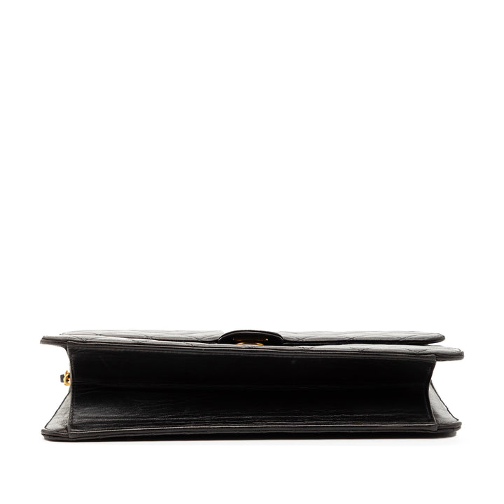 Chanel Medium CC Matelassé Cuir d’agneau Simple rabat