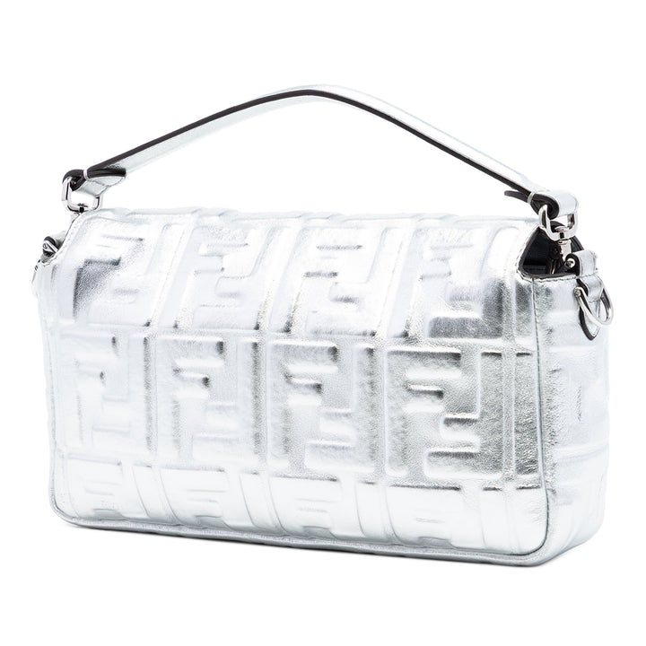 Fendi Medium Metallic Cuir embossé FF Baguette Sac