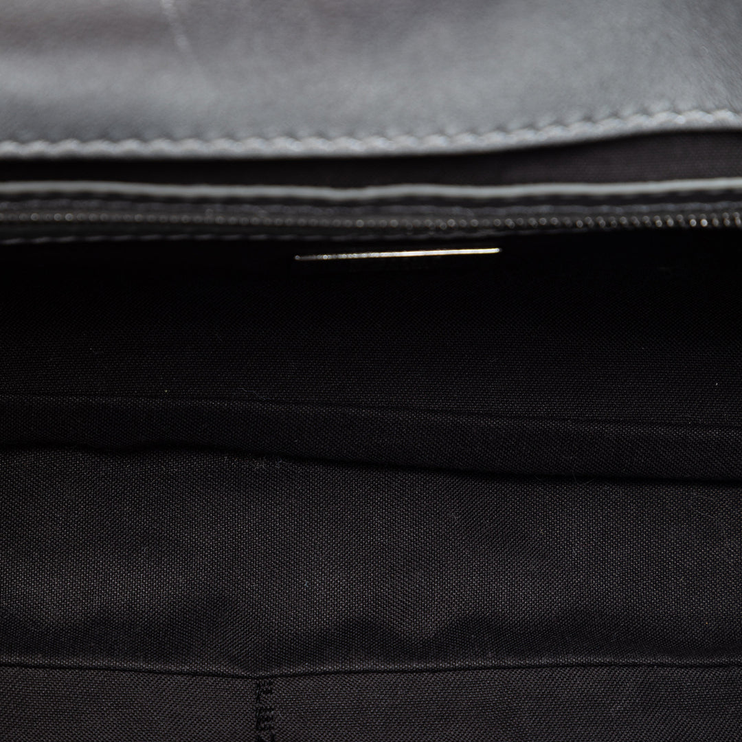 Fendi Medium Metallic Cuir embossé FF Baguette Sac