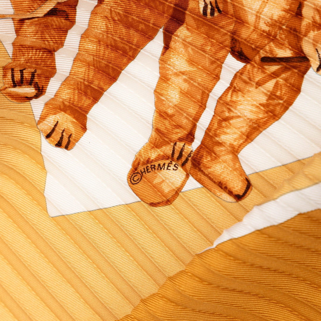 Hermès Confidents Des Coeurs Pleated Soie Foulard