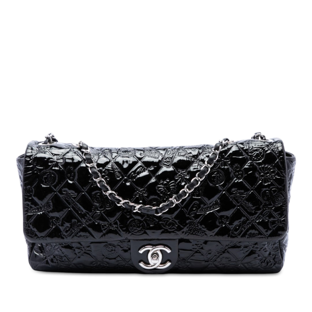 Chanel embossé Lucky Symbols à rabat Jumbo Noir – vue principale – GABY PARIS