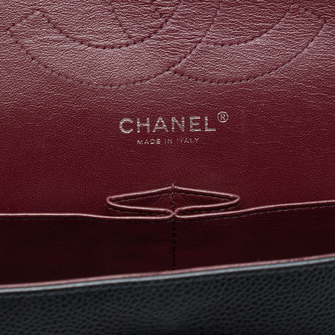 Chanel Sac porté épaule Classic Double rabat Jumbo Cuir caviar Noir – vue 5 – GABY PARIS