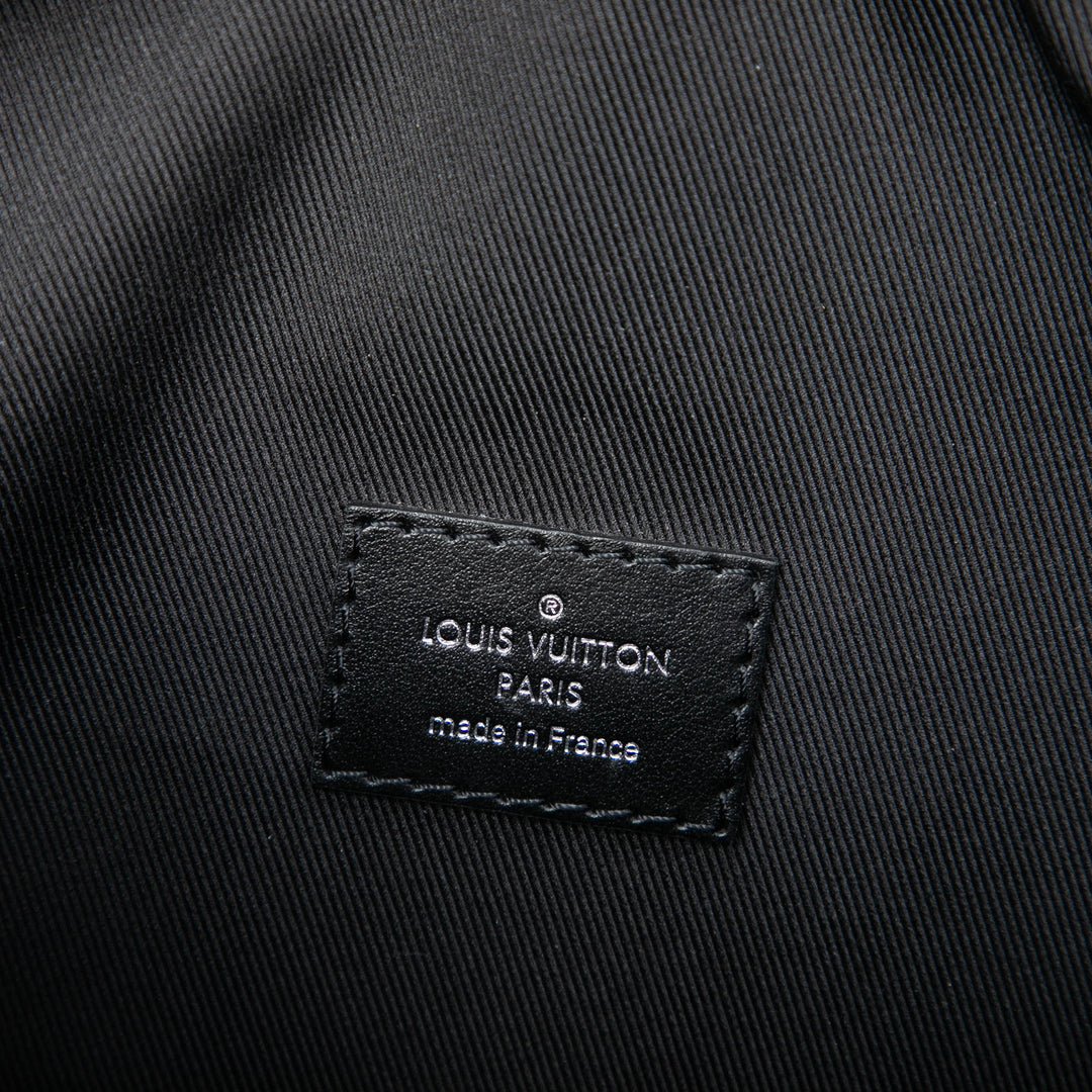Souple Trunk Monogram Eclipse Noir