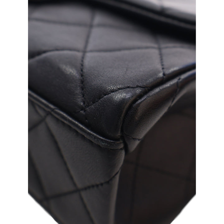 Chanel Sac bandoulière Matelassé Logo Letters Chanel Touch Chaîne à rabat Cuir d'agneau Noir – vue 10 – GABY PARIS