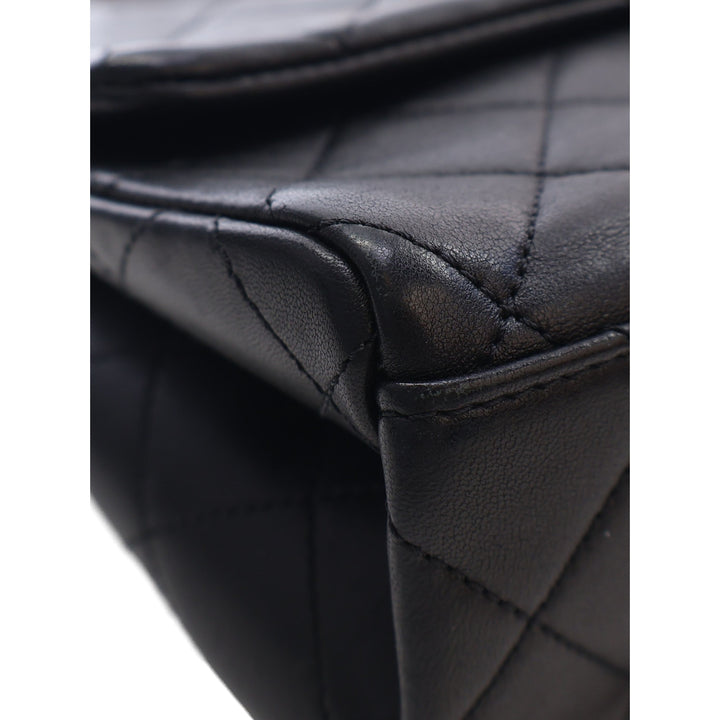Chanel Sac bandoulière Matelassé Logo Letters Chanel Touch Chaîne à rabat Cuir d'agneau Noir – vue 9 – GABY PARIS