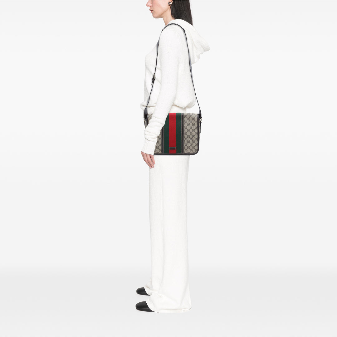 Gucci Sac bandoulière Web GG Supreme Beige – vue 6 – GABY PARIS