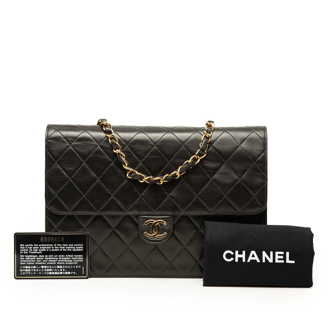 Chanel CC Matelassé Rabat simple Moyen Cuir d'agneau