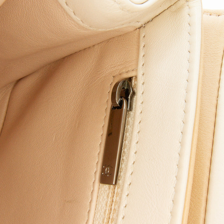 CC Stitched Calfskin Chain Flap White - Gaby Paris