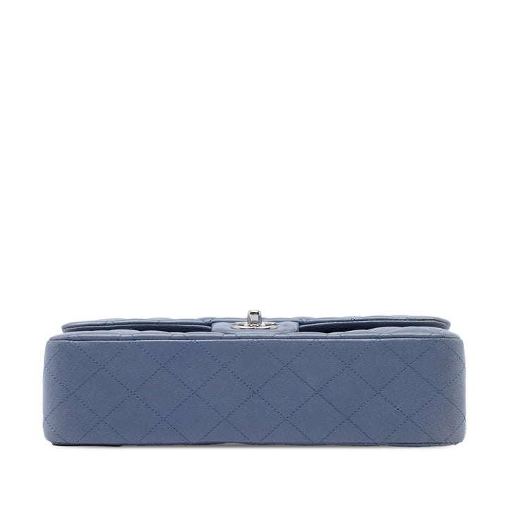 Chanel Sac porté épaule Classic Double rabat Moyen Cuir d'agneau Violet – vue 3 – GABY PARIS
