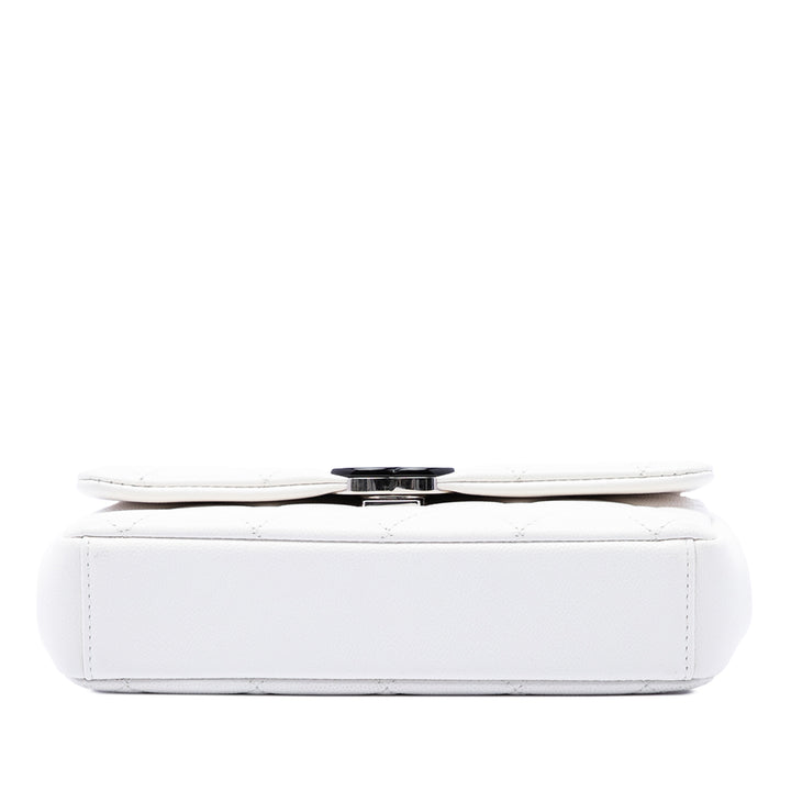 Chanel Sac bandoulière Matelassé My Everything à rabat Petit Cuir caviar Blanc – vue 3 – GABY PARIS