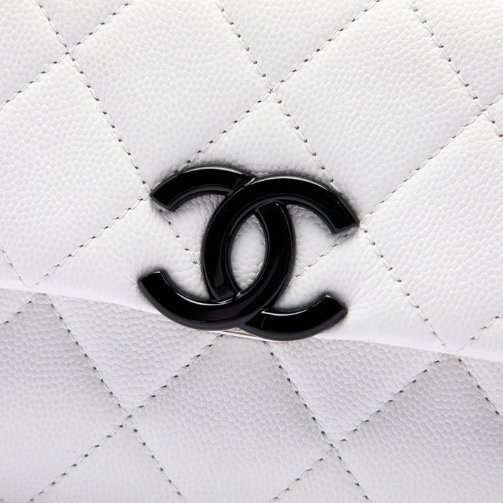 Chanel Sac bandoulière Matelassé My Everything à rabat Petit Cuir caviar Blanc – vue 5 – GABY PARIS
