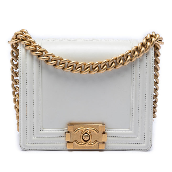 Chanel Square Cuir de veau Boy Reverso à rabat