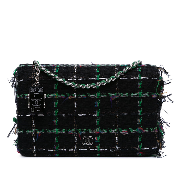 Chanel Quilted Boucle Tweed Robot Charm Wallet On Chain Noir – GABY PARIS Authentique