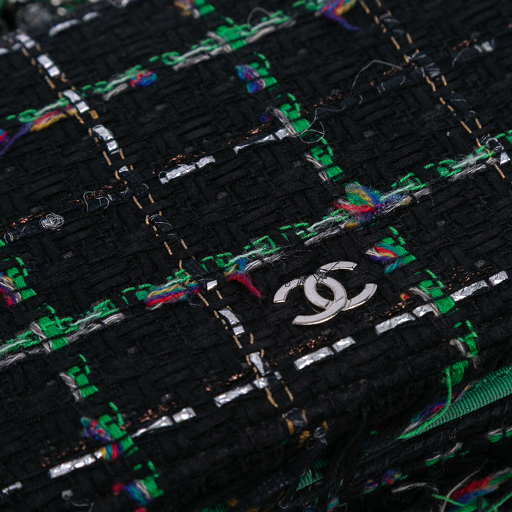 Chanel Quilted Boucle Tweed Robot Charm Wallet On Chain Noir – GABY PARIS Authentique