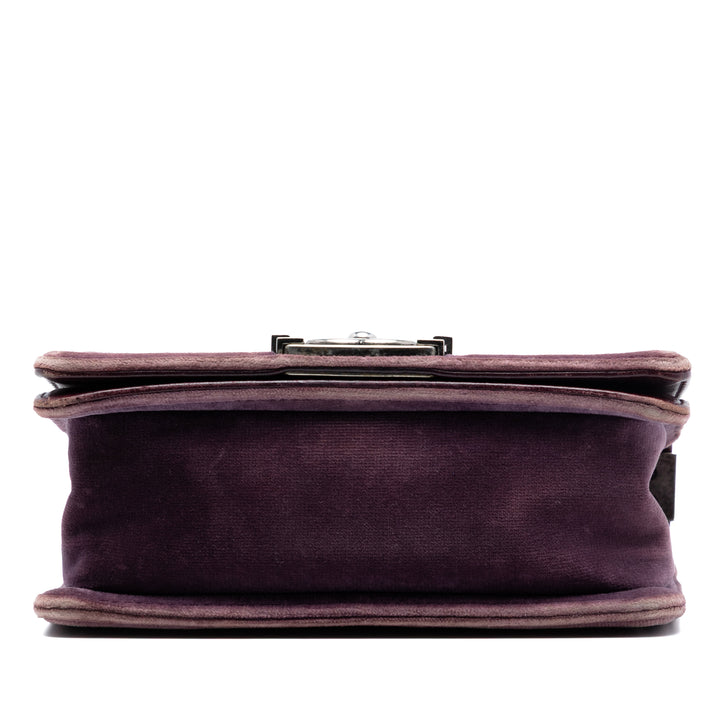 Chanel Small Matelassé Velours Boy à rabat
