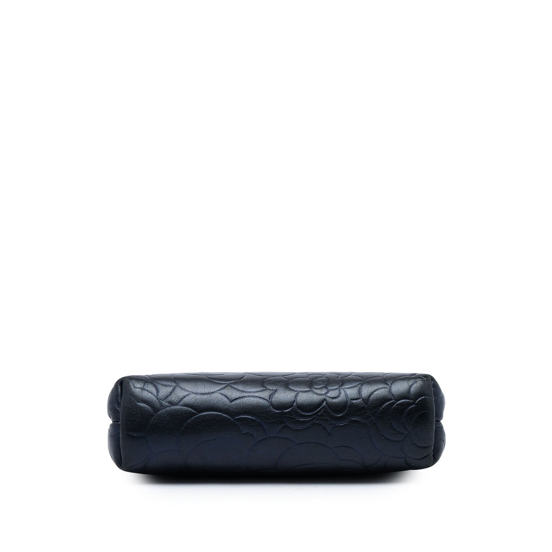 Chanel Pochette CC embossé Camellia Cuir d'agneau Bleu – vue 3 – GABY PARIS