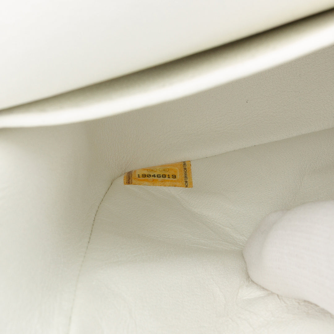 Chanel Medium Classic Caviar Double rabat Blanc – GABY PARIS Authentique