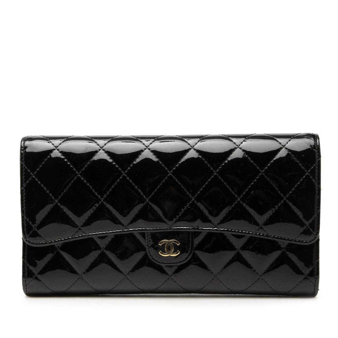 Chanel CC Matelassé Cuir verni Classic à rabat Portefeuille long