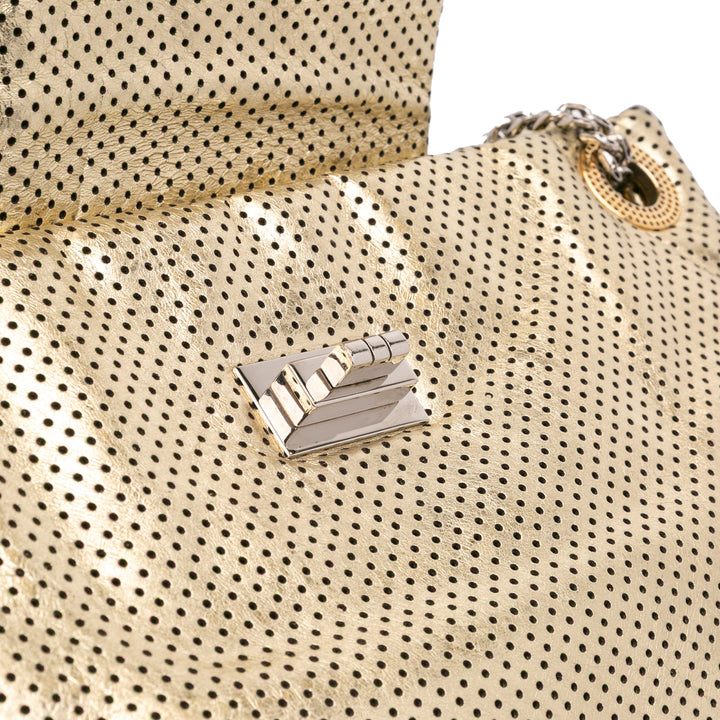 Chanel perforé Crackled Métallisé Drill Cabas Cuir de veau Doré – vue 7 – GABY PARIS