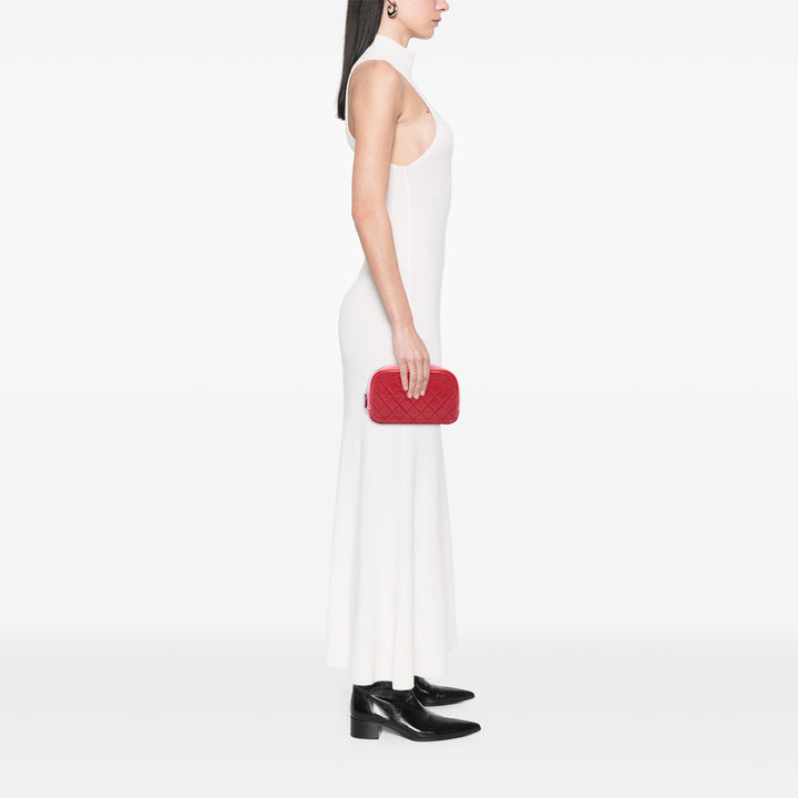 Chanel Trousse CC Matelassé Curvy de maquillage Moyen Cuir d'agneau Rouge – vue 6 – GABY PARIS