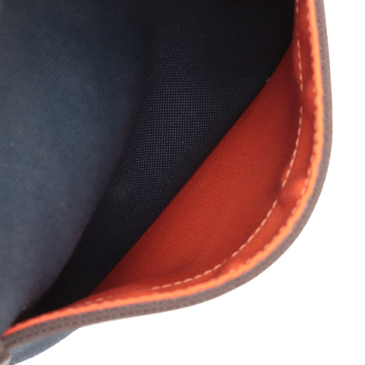 Hermès Toile Sac de Pansage Grooming Bag Bleu – GABY PARIS Authentique