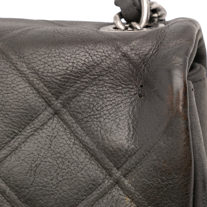 Chanel Diamond embossé New Chic à rabat Petit Cuir de veau