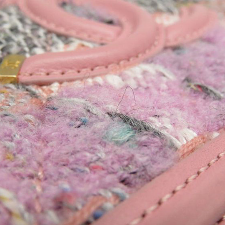 Chanel Small Tweed CC Filigree Vanity Étui Rose – GABY PARIS Authentique