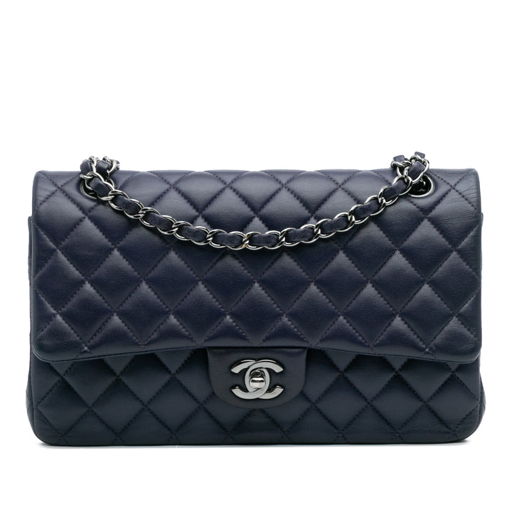 Chanel Medium Classic Cuir d’agneau Double rabat Bleu – GABY PARIS Authentique