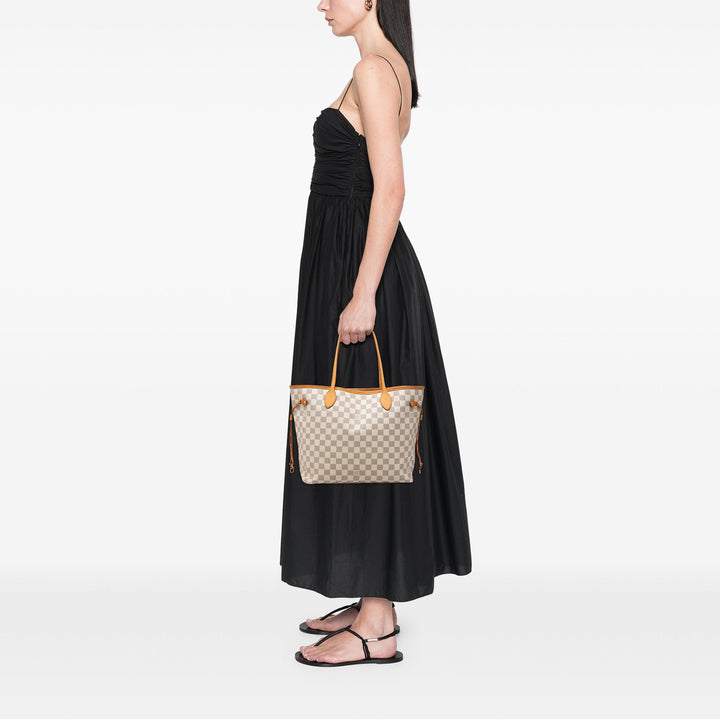 Louis Vuitton Neverfull MM Damier Azur Blanc – vue 6 – GABY PARIS
