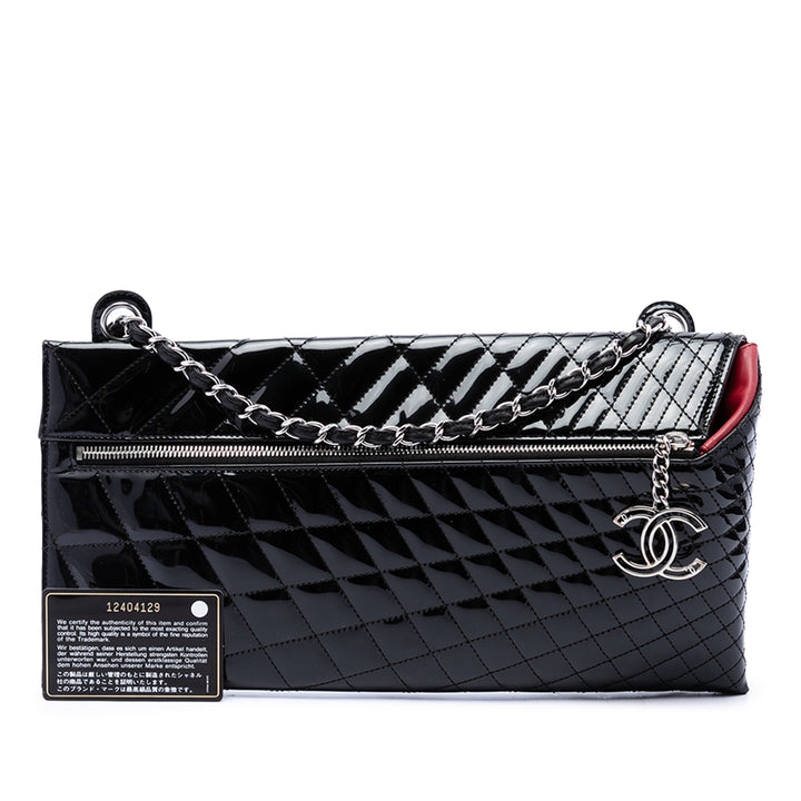 Chanel Matelassé Geometric Kaleidoscope Sac Noir – vue 7 – GABY PARIS